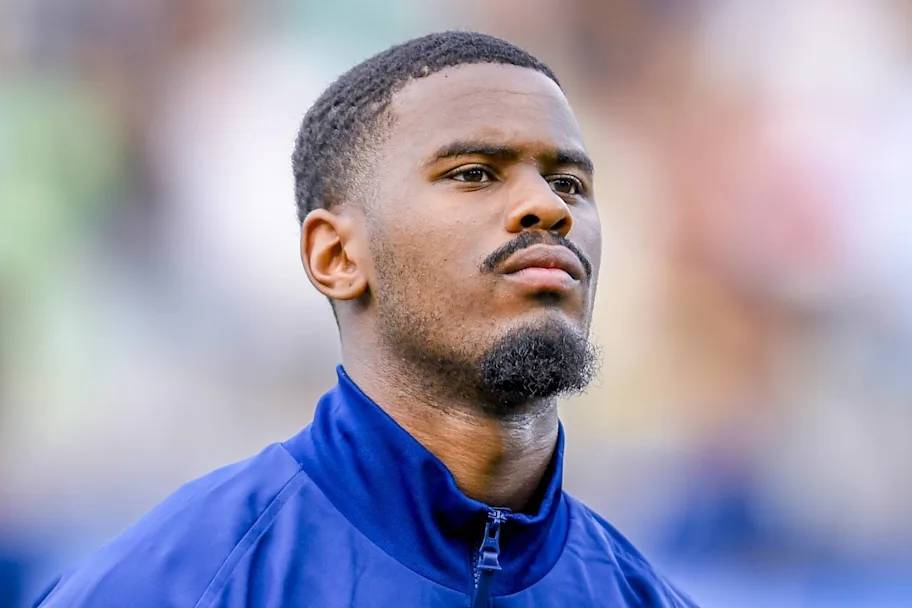 切尔西问价荷甲19岁百场天才，欲截胡皇马利物浦